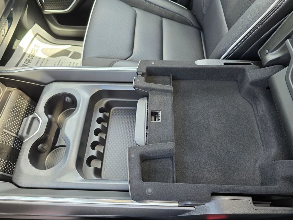 New 2026 Bright White Clearcoat Ram Laramie image 28