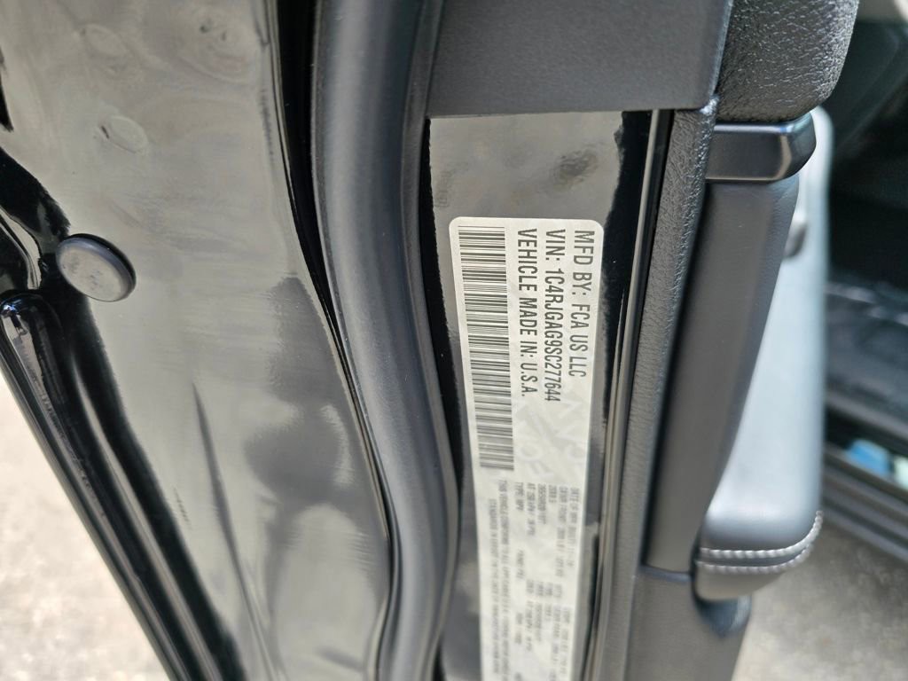 2025 Jeep Grand Cherokee Altitude - Photo 14