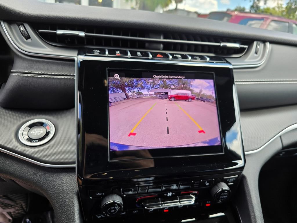 2025 Jeep Grand Cherokee Altitude - Photo 22