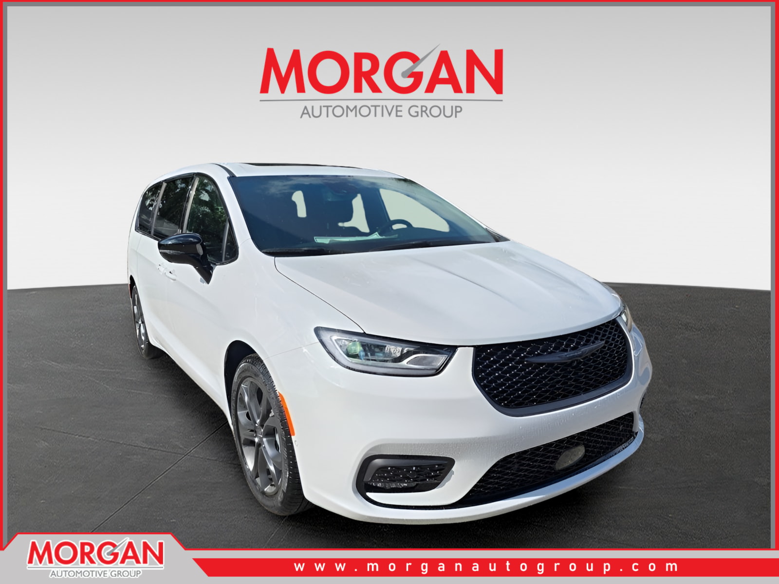 2026 Chrysler Pacifica Select in Bright White Clearcoat — front three-quarter view