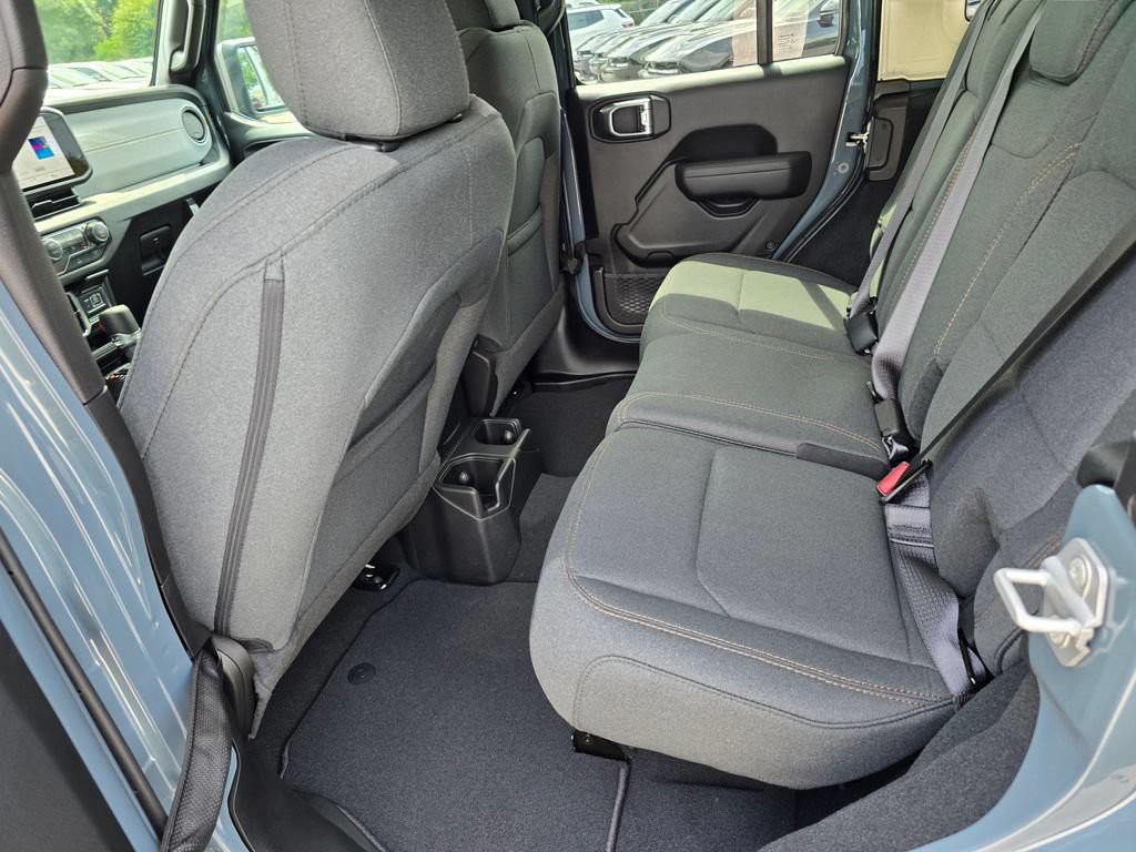 New 2026 Anvil Clearcoat Jeep Sport S image 24