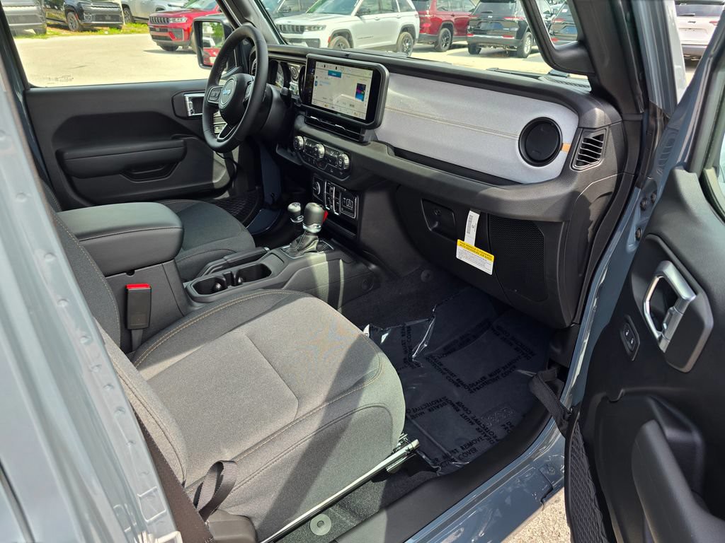 New 2026 Anvil Clearcoat Jeep Sport S image 25