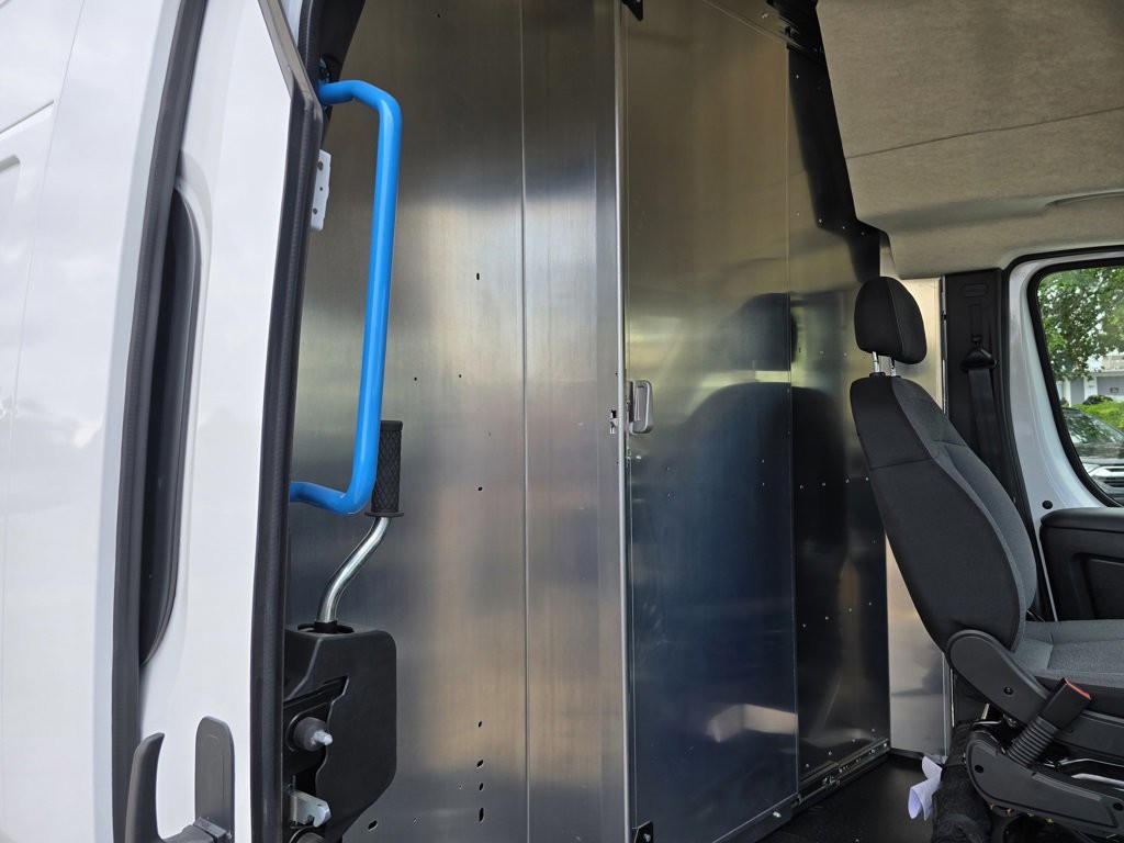 New 2025 White Ram Step Van image 33