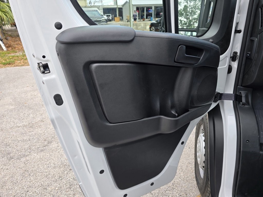 New 2025 White Ram Step Van image 15