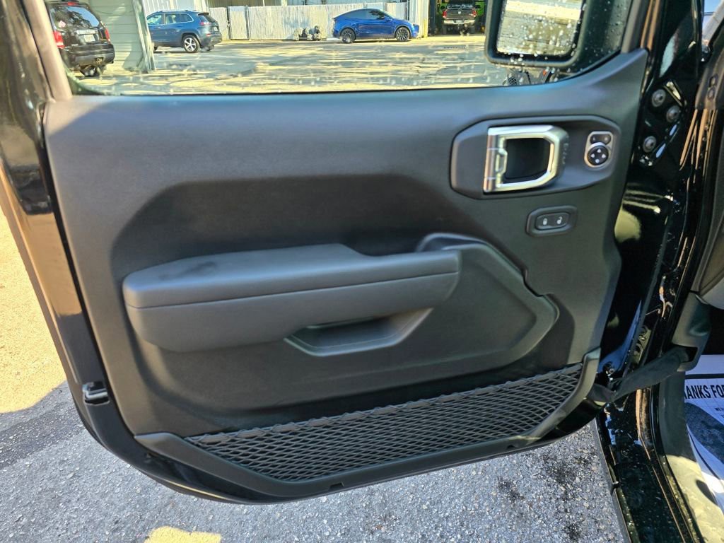New 2025 Black Jeep Sport S image 12
