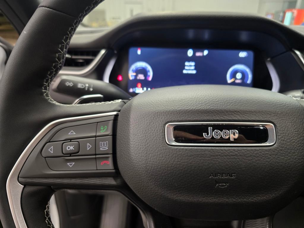 New 2025 Silver Zynith Jeep Laredo image 17