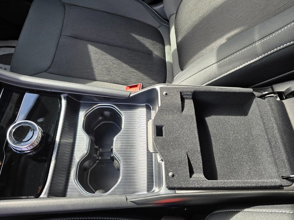 New 2026 Silver Zynith Jeep Laredo X image 24