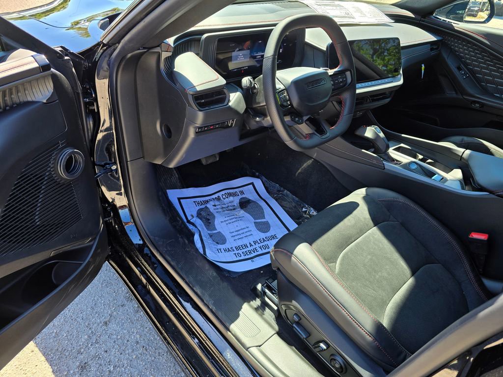 New 2026 Diamond Black Crystal Pearlcoat Dodge R/T image 16