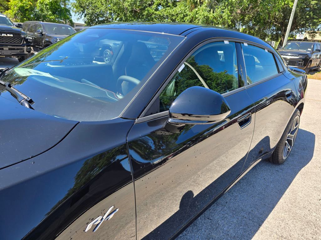 New 2026 Diamond Black Crystal Pearlcoat Dodge R/T image 11