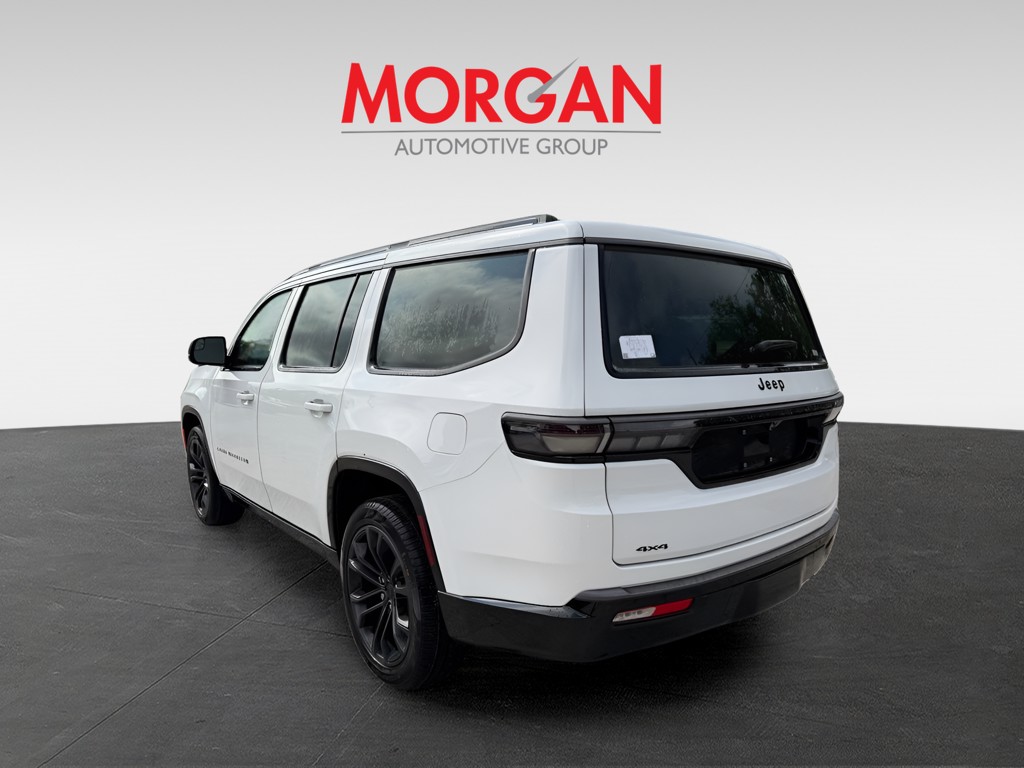 New 2026 Bright White Clearcoat Jeep Summit Obsidian image 4