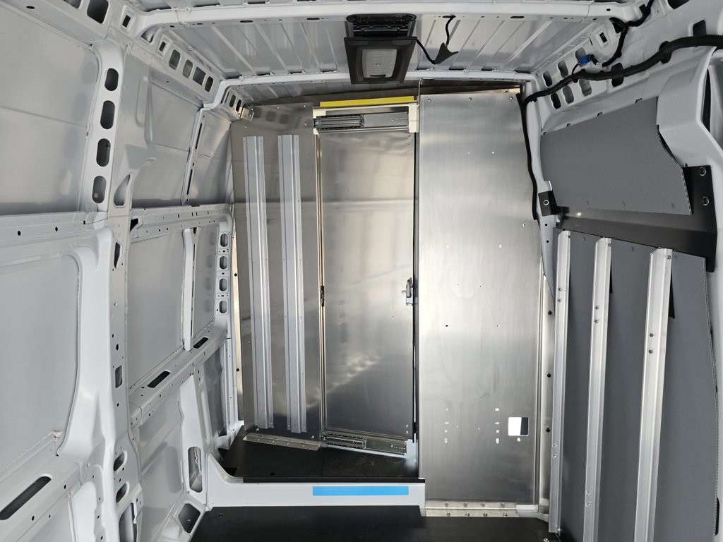 New 2025 White Ram Step Van image 37