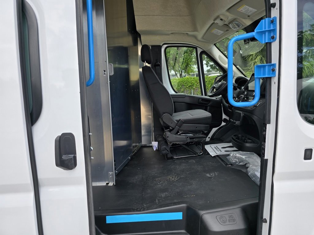 New 2025 White Ram Step Van image 32