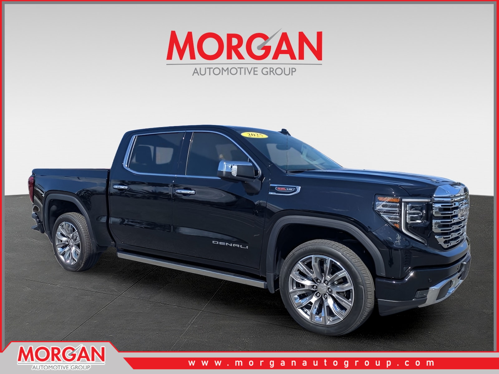 2025 GMC Sierra 4WD Crew Cab Short Box Denali's photo