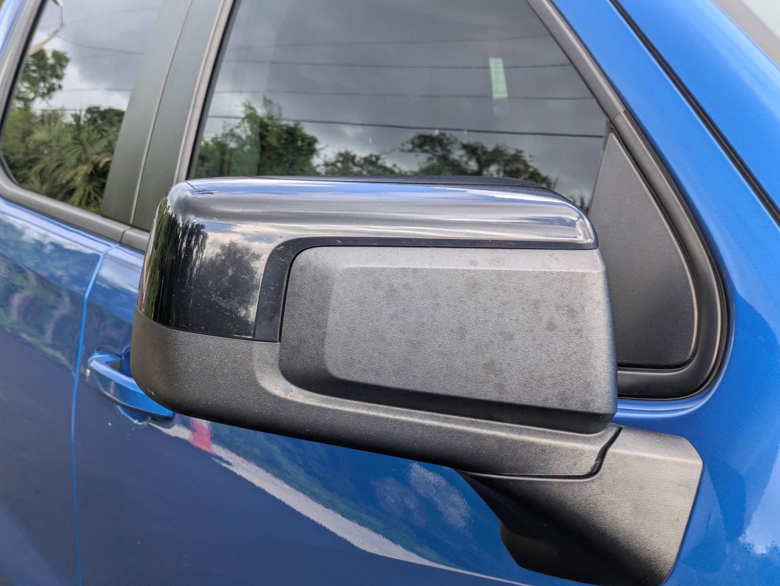 Used 2022 Glacier Blue Metallic Chevrolet RST image 11