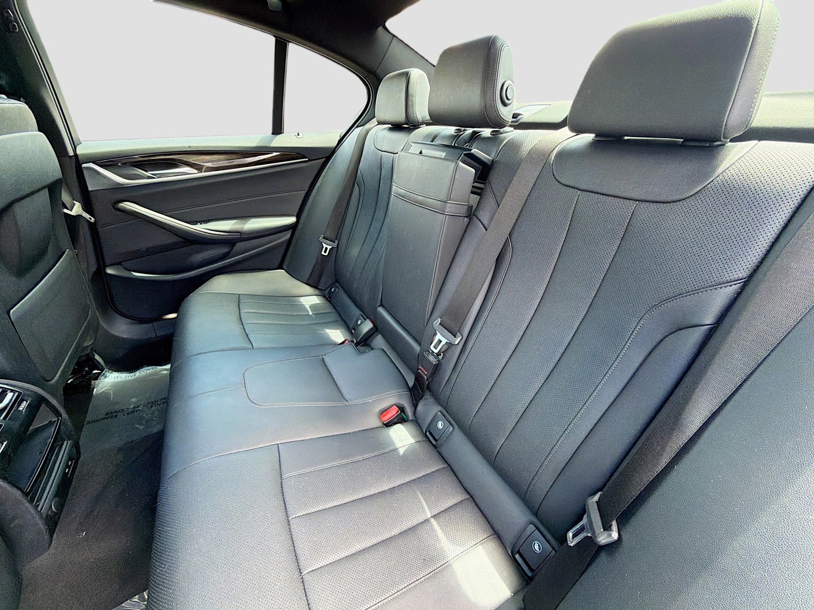 Used 2021 Bluestone Metallic BMW 530i image 20