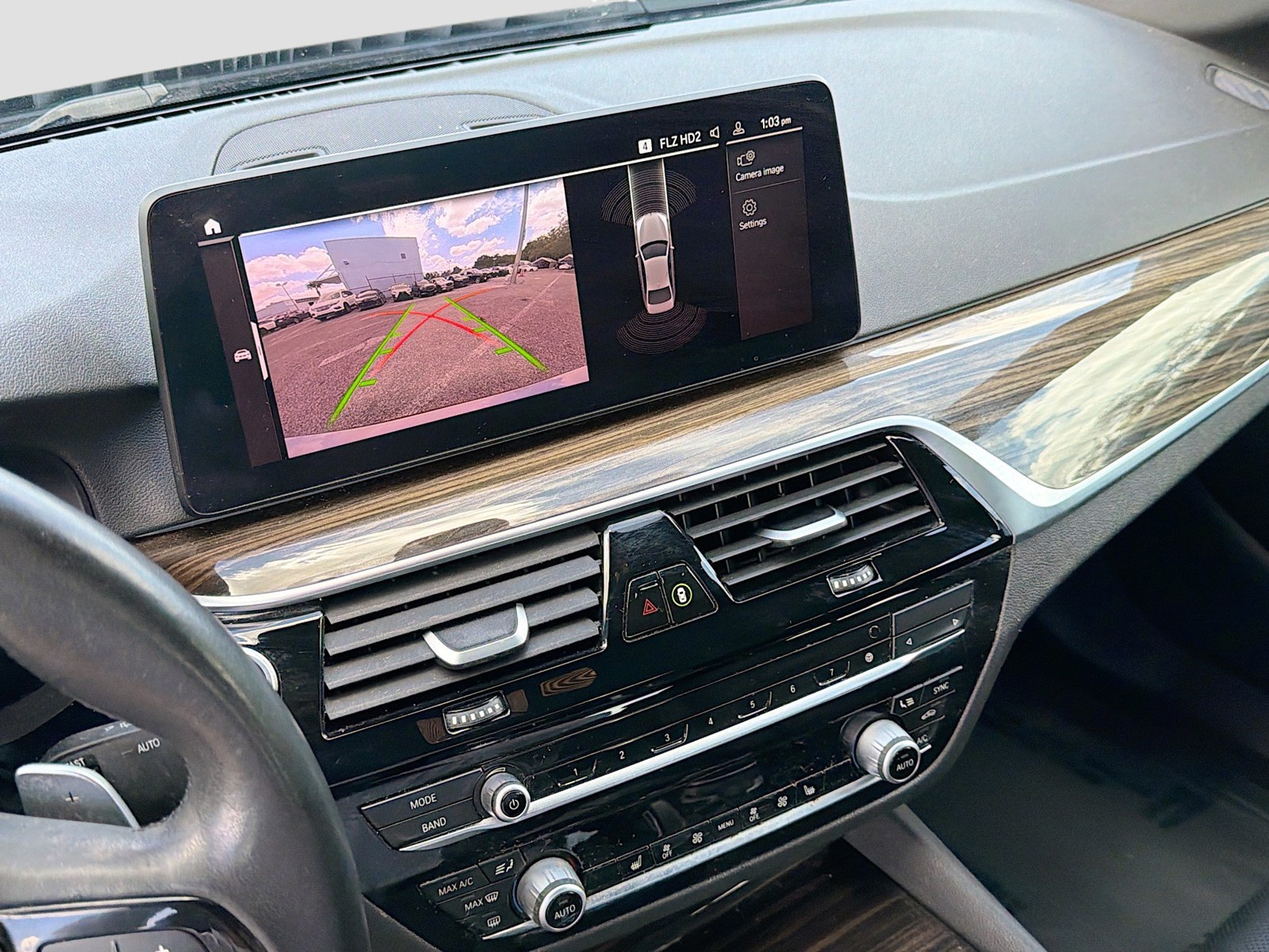 Used 2021 Bluestone Metallic BMW 530i image 27
