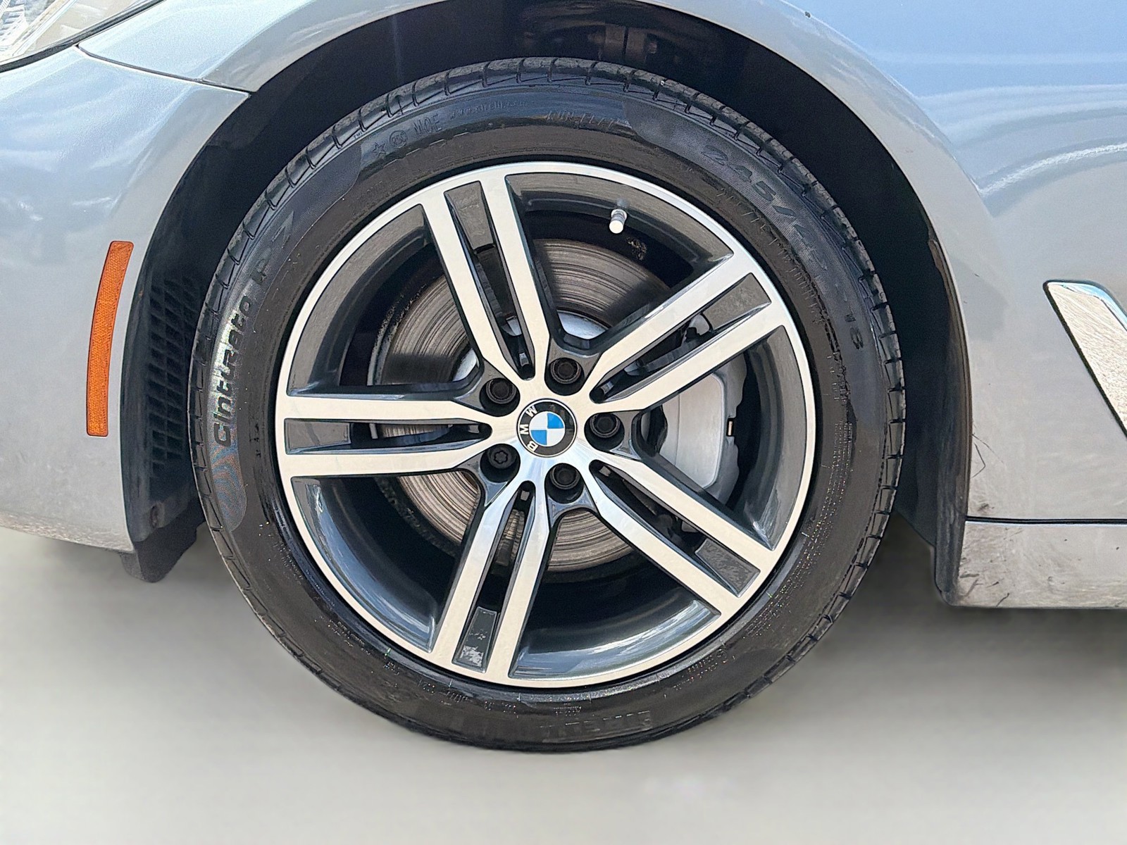 Used 2021 Bluestone Metallic BMW 530i image 37