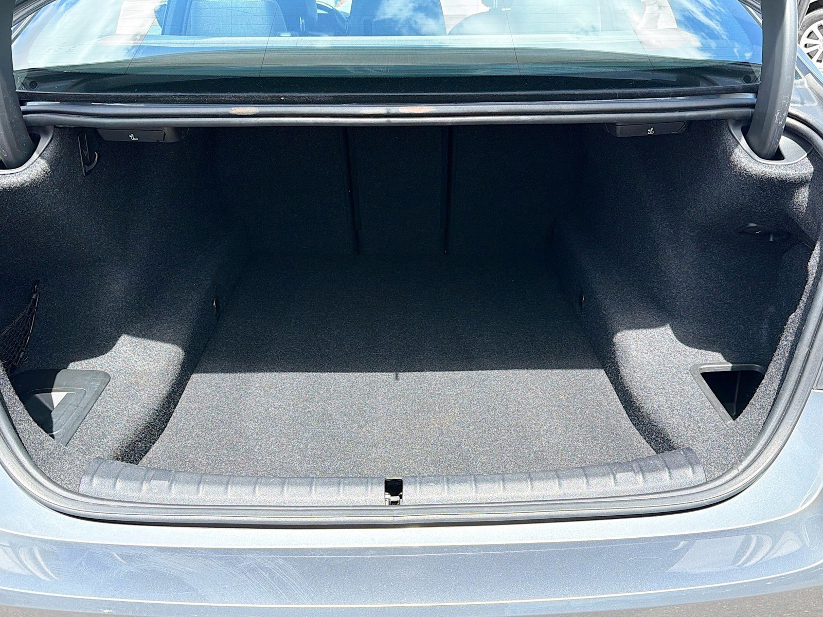 Used 2021 Bluestone Metallic BMW 530i image 12
