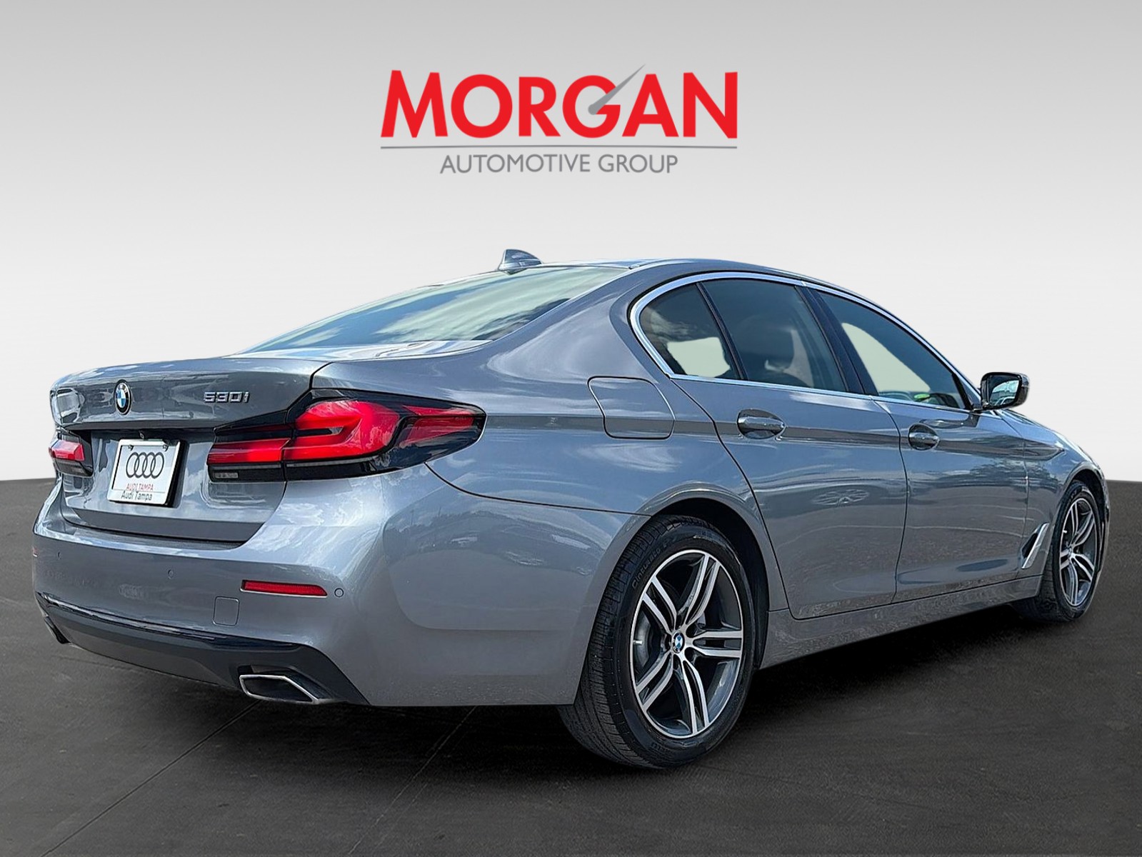 Used 2021 Bluestone Metallic BMW 530i image 3