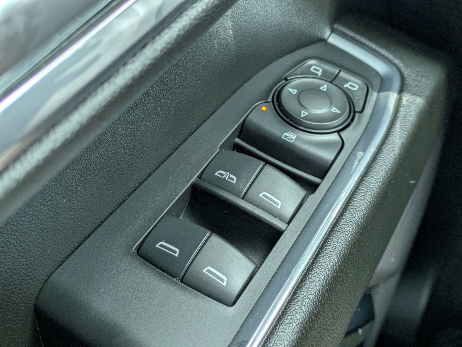 Used 2024 Thunderstorm Gray GMC Elevation image 20