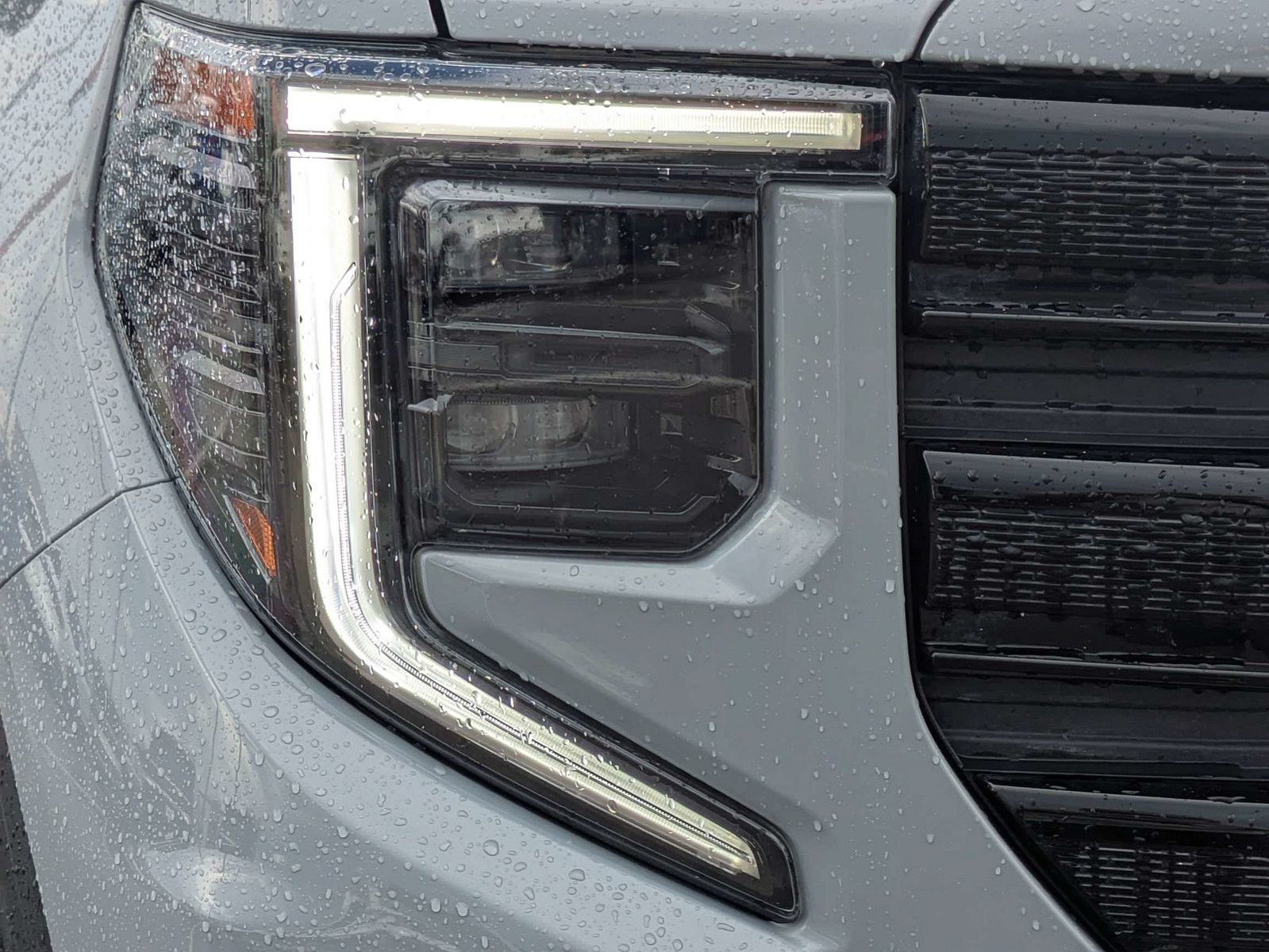 Used 2024 Thunderstorm Gray GMC Elevation image 9