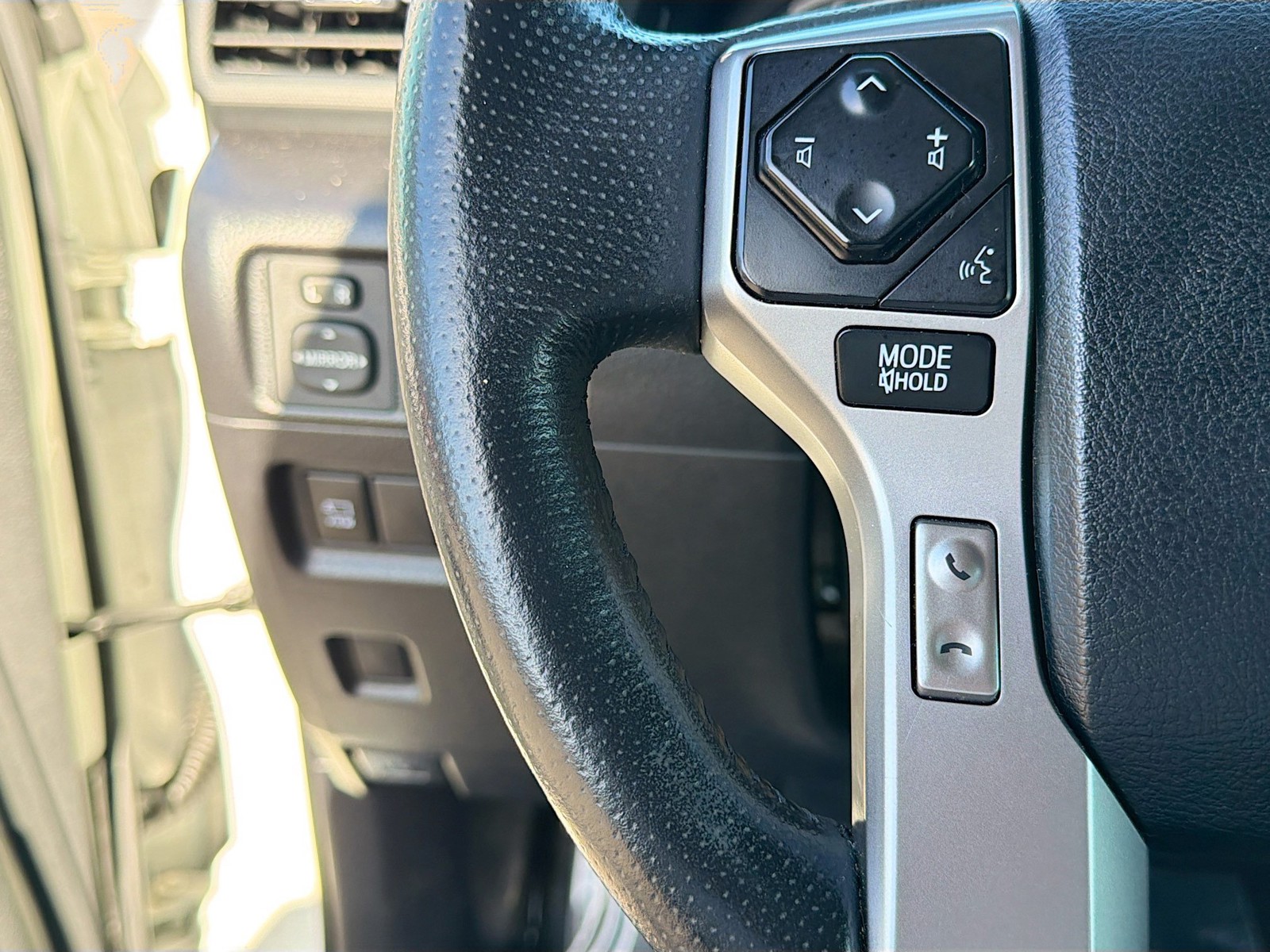Used 2023 Blizzard Pearl Toyota Limited image 35