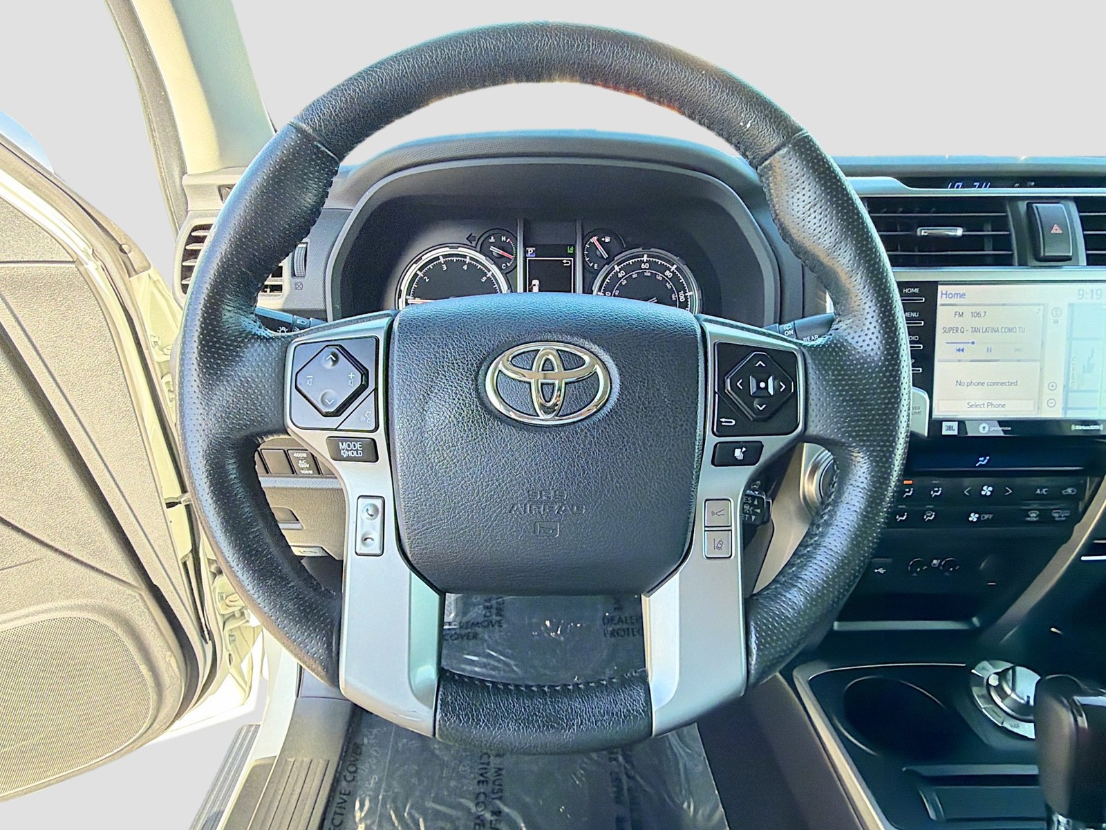 Used 2023 Blizzard Pearl Toyota Limited image 37