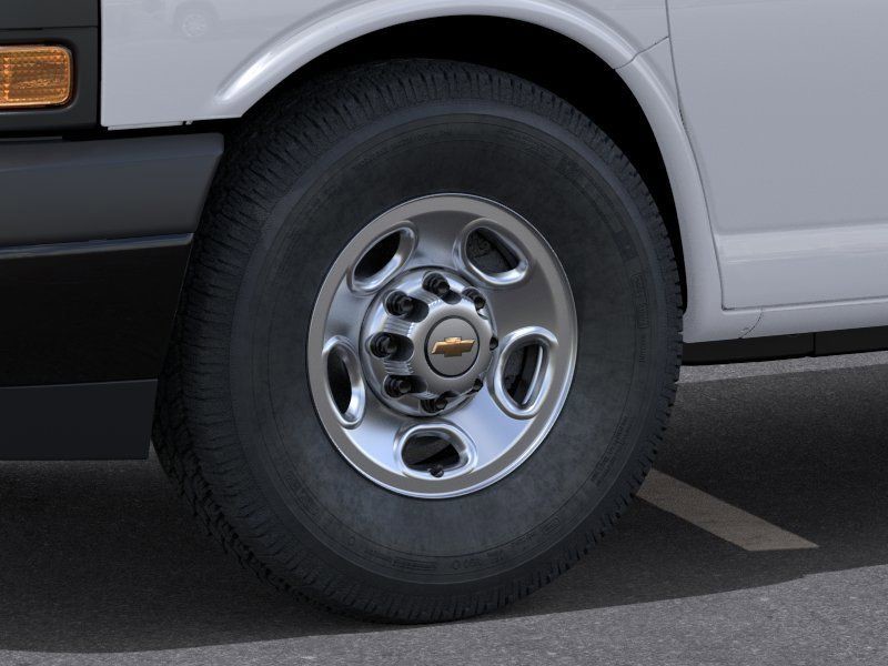 2026 Chevrolet Express Cargo Work Van - Photo 9