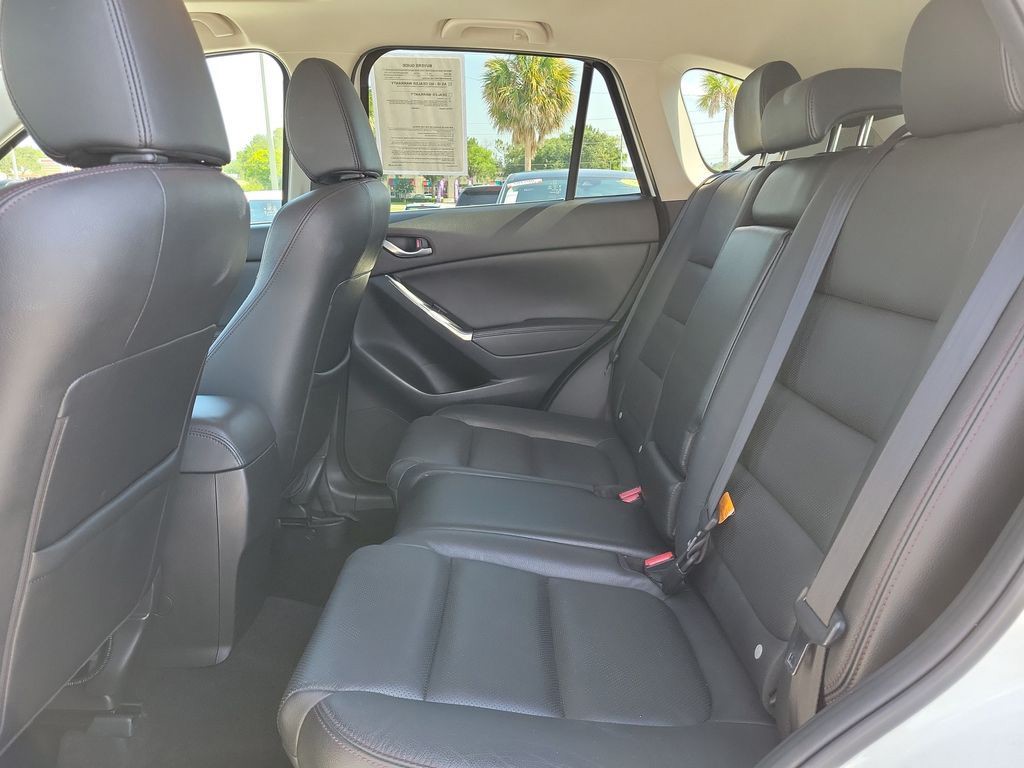Used 2016 White Mazda Grand Touring image 9