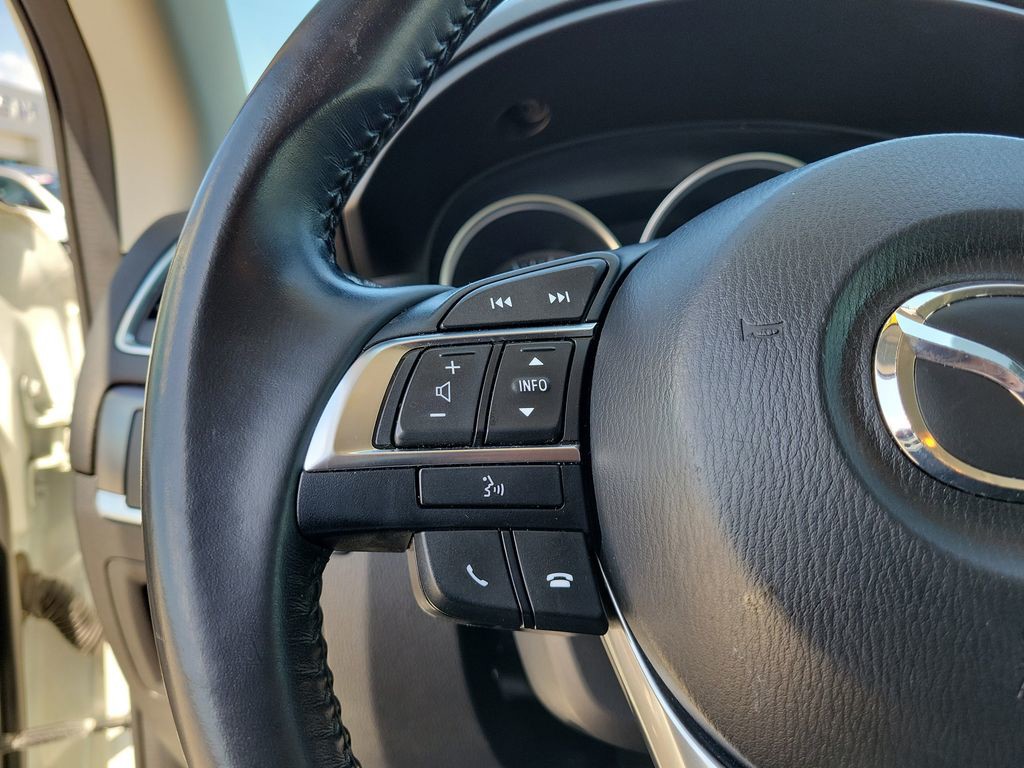 Used 2016 White Mazda Grand Touring image 17