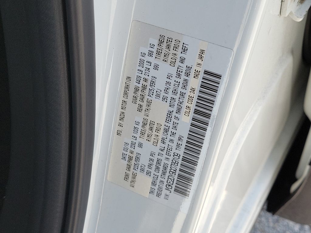 Used 2016 White Mazda Grand Touring image 28