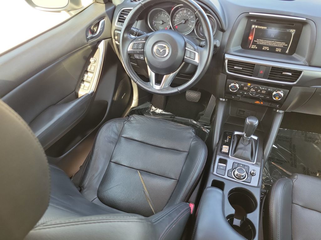 Used 2016 White Mazda Grand Touring image 11