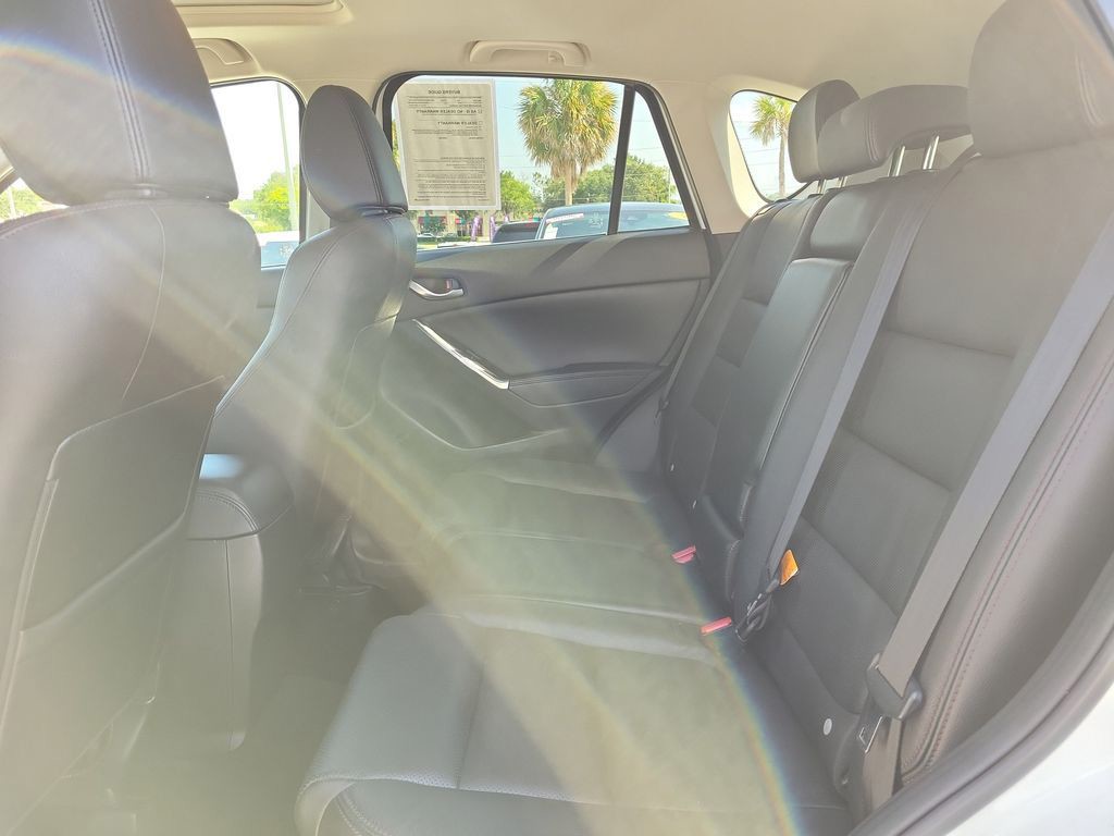 Used 2016 White Mazda Grand Touring image 8