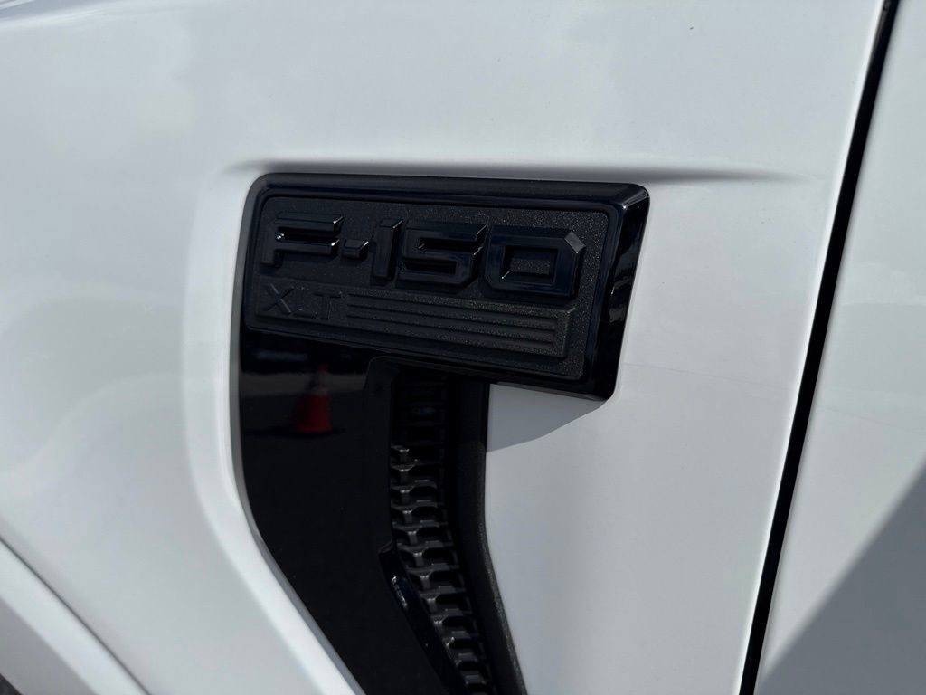 Used 2025 White Ford XLT image 12