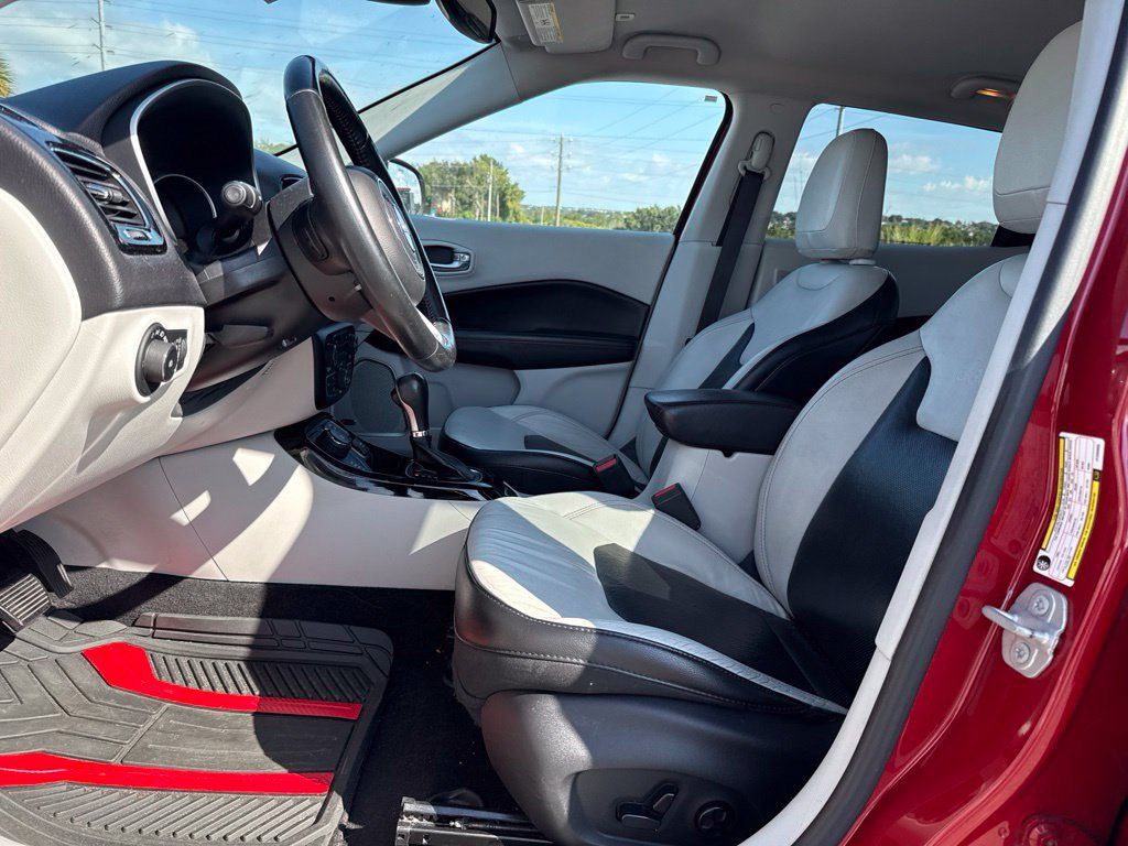 Used 2018 Red Jeep Limited image 6