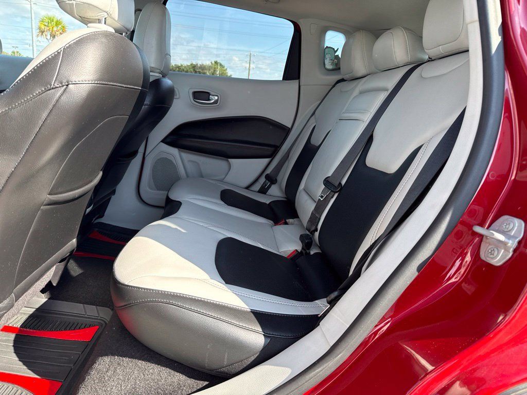 Used 2018 Red Jeep Limited image 9