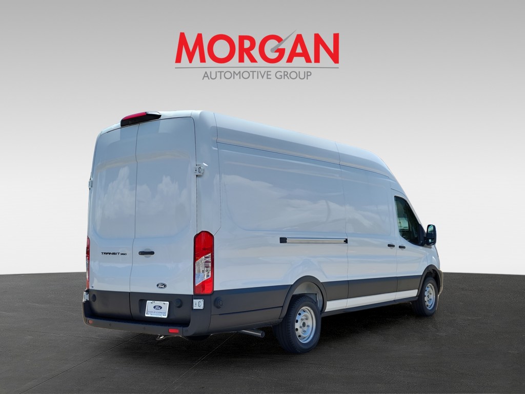 New 2026 White Ford Base image 5
