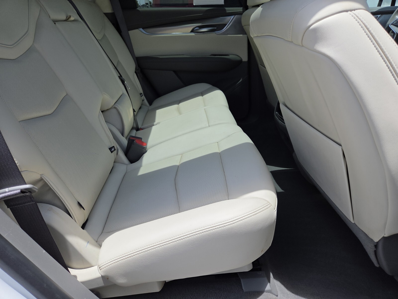 Certified Used 2023 White Cadillac Premium Luxury image 17