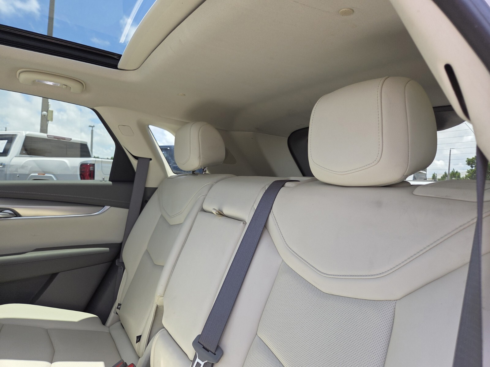 Certified Used 2023 White Cadillac Premium Luxury image 21