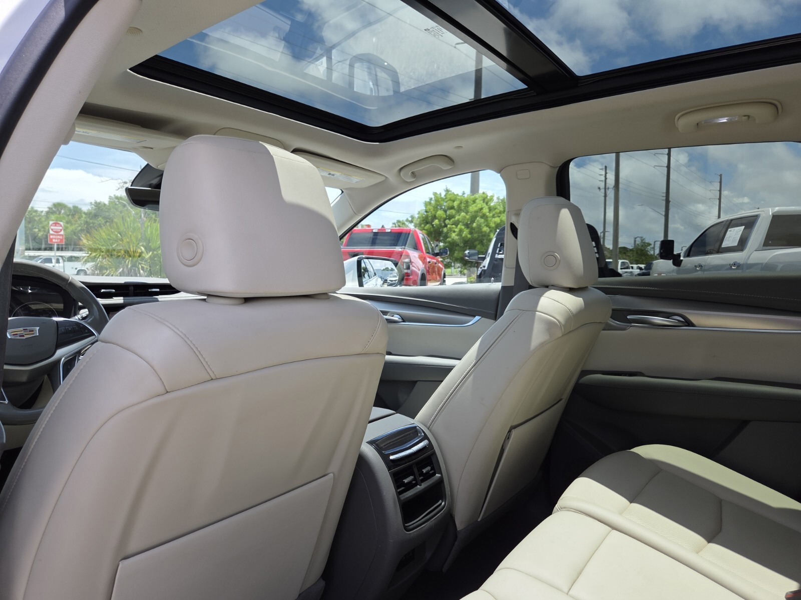 Certified Used 2023 White Cadillac Premium Luxury image 23