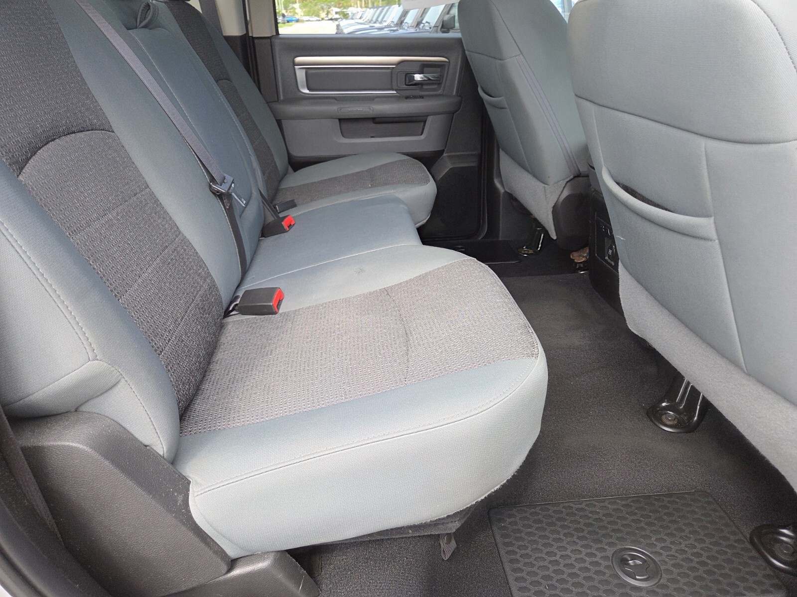 Used 2019 Silver Ram Big Horn image 18