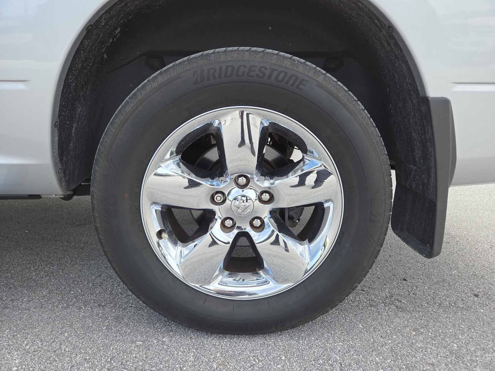 Used 2019 Silver Ram Big Horn image 20