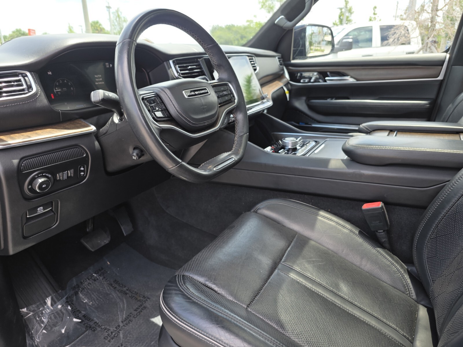 Used 2022 Black Jeep Series II image 31