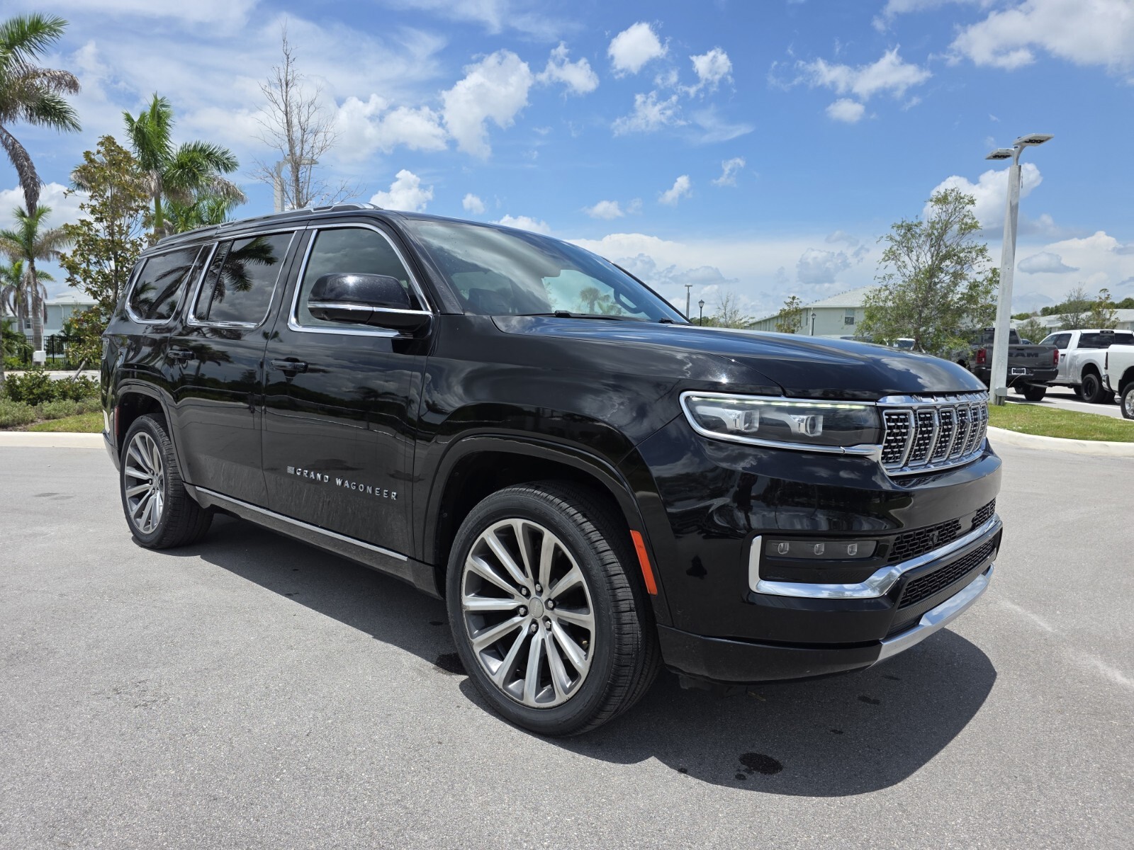 Used 2022 Black Jeep Series II image 13