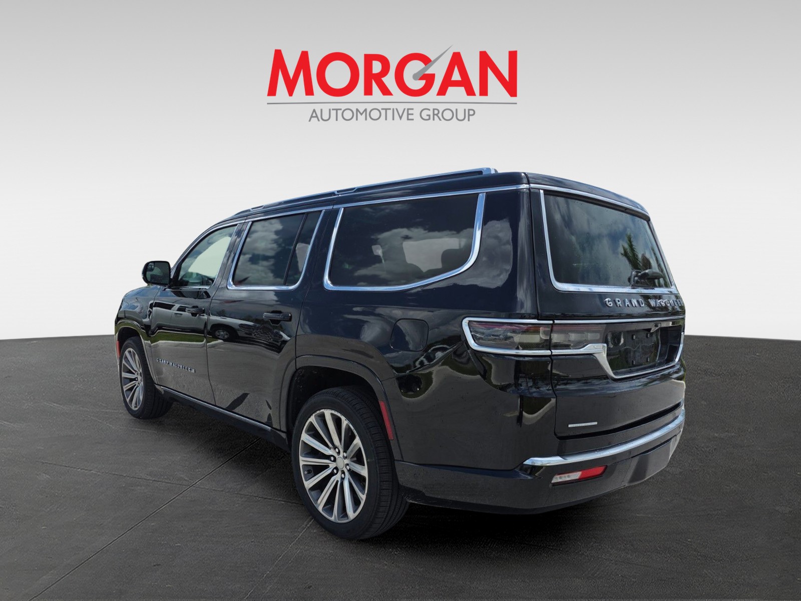 Used 2022 Black Jeep Series II image 7