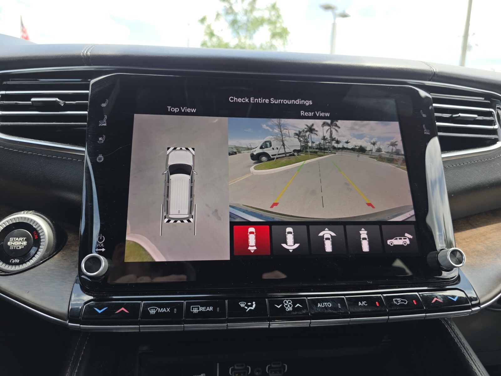 Used 2022 Black Jeep Series II image 39