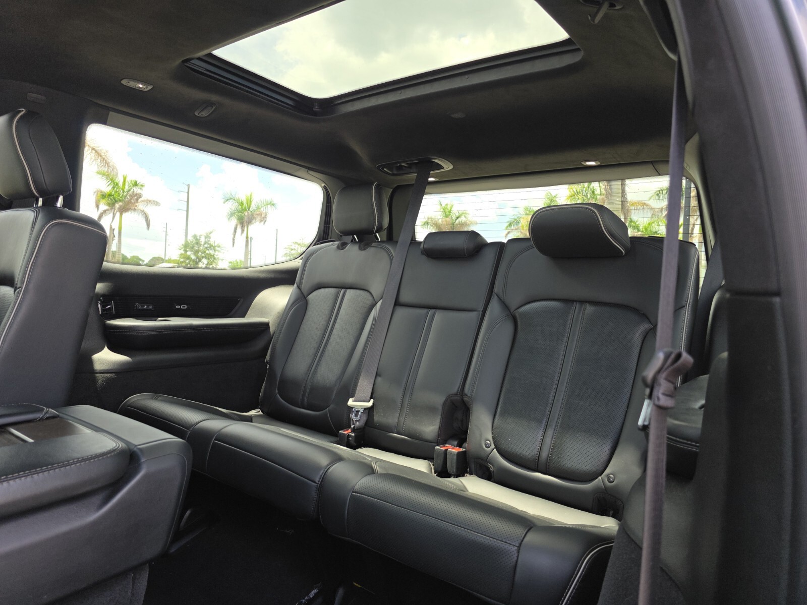 Used 2022 Black Jeep Series II image 23
