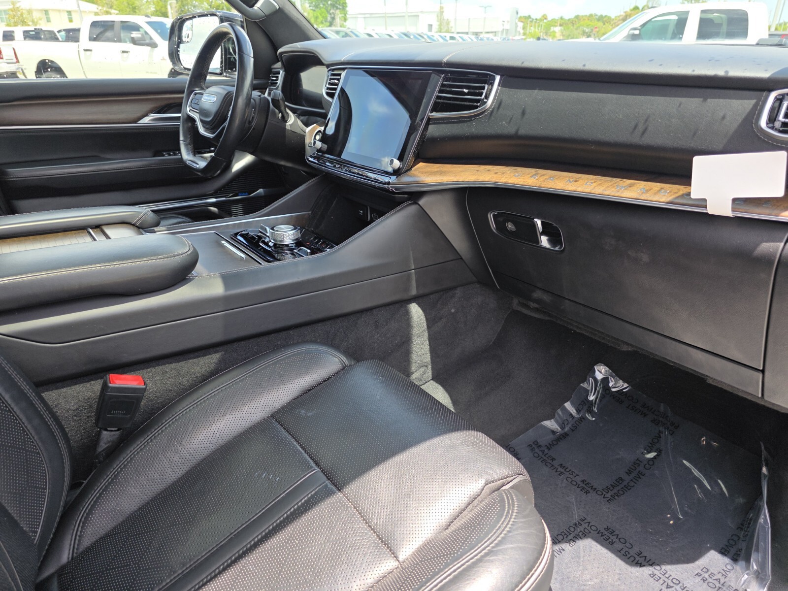 Used 2022 Black Jeep Series II image 14