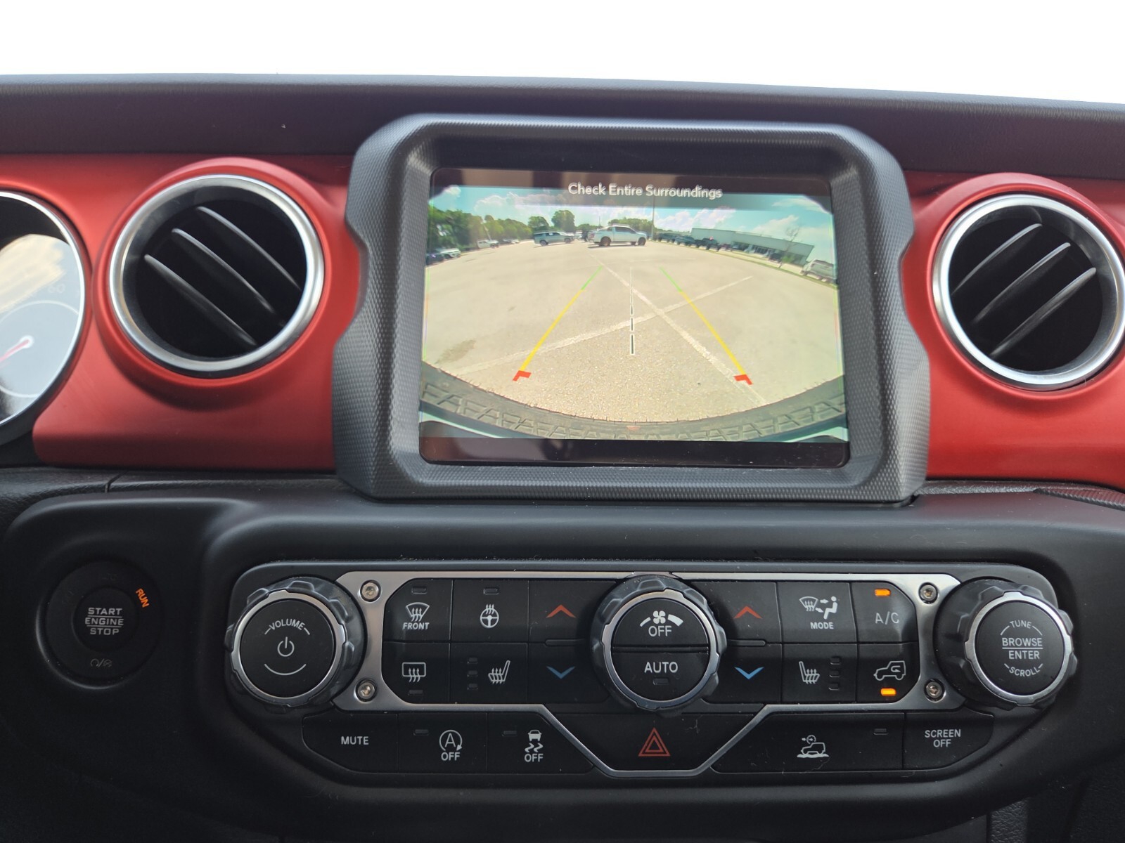 Certified Used 2021 Gray Jeep Unlimited Rubicon image 37