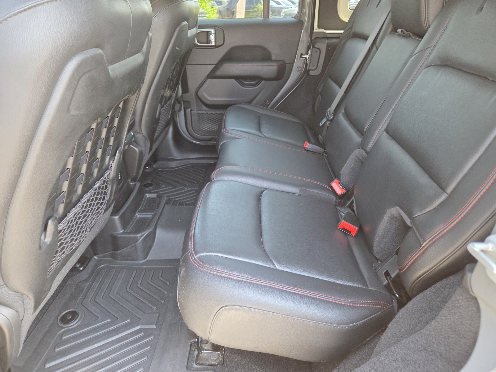 Certified Used 2021 Gray Jeep Unlimited Rubicon image 23